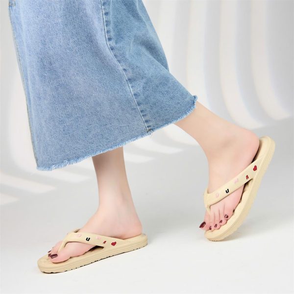 Dép Nữ MWC 8475 - Dép Kẹp Nữ Siêu Cute, Dép Nữ Cao Su Dẻo Đúc Nguyên Khối Êm Nhẹ Đi Chơi, Đi Biển Phong Cách Trẻ Trung.